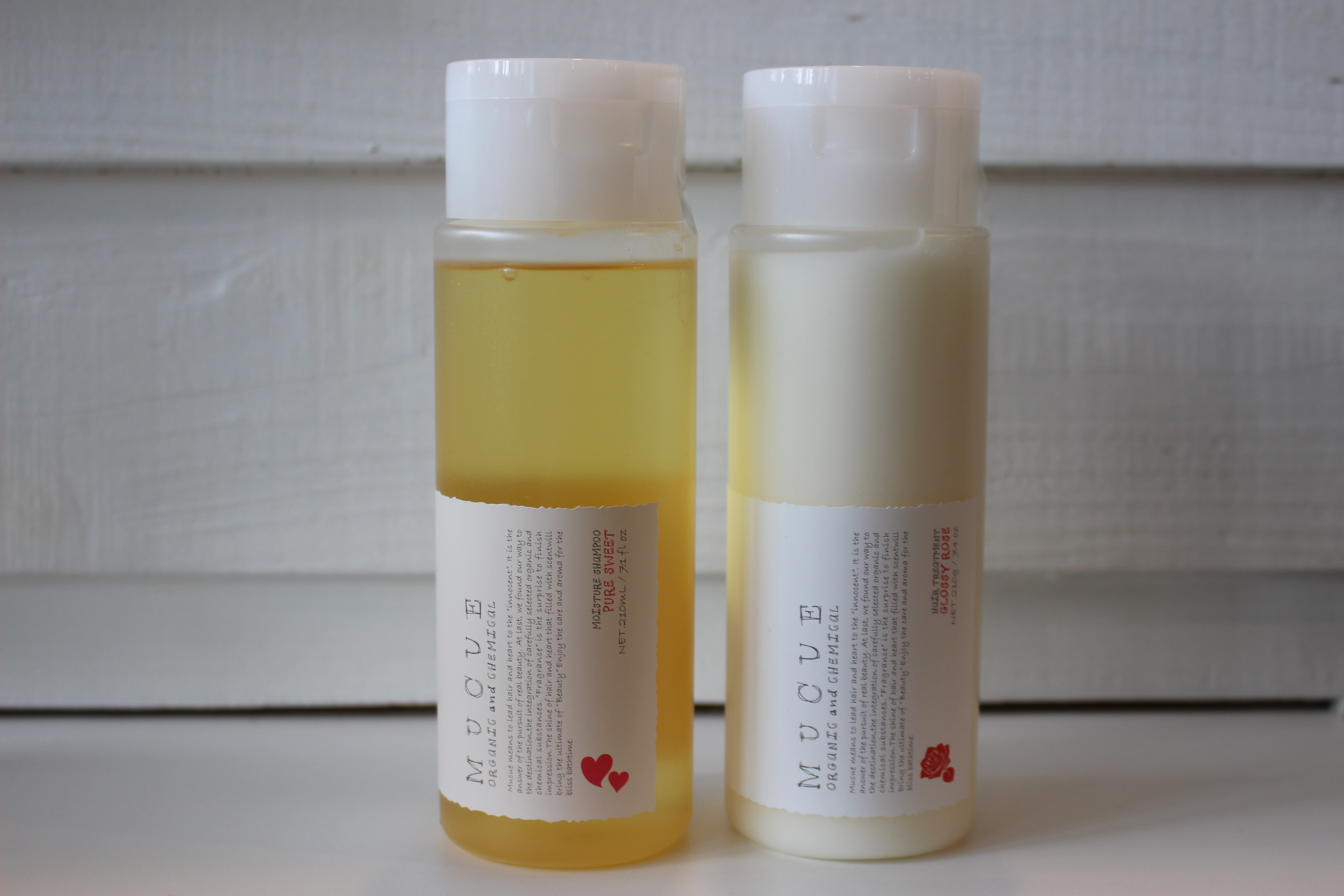 MUCUE MOISTURE SHAMPOO & TREATMENT